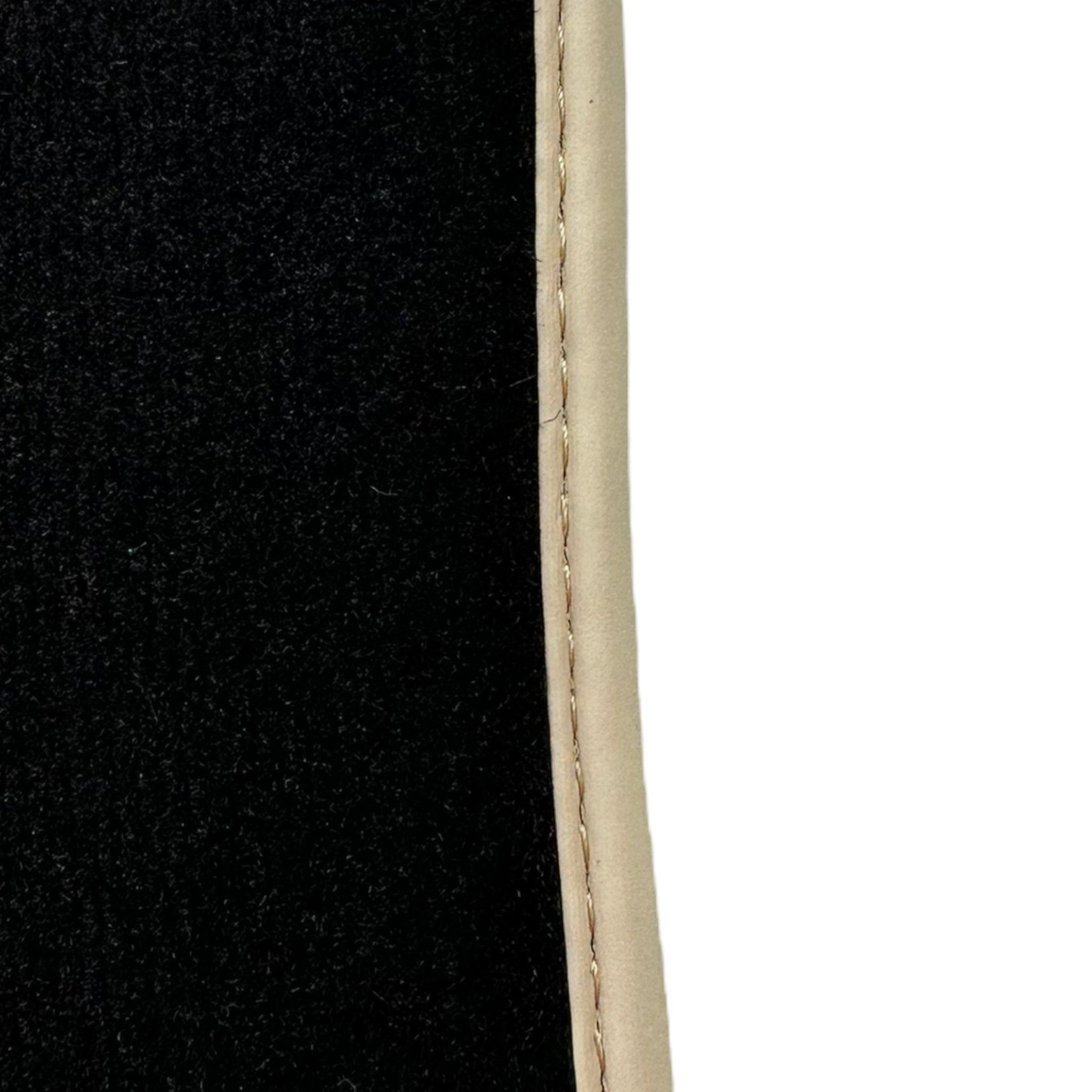 Black Floor Mats For Toyota Land Cruiser 80 (1985-1997) Beige Trim | ER56 Design - AutoWin