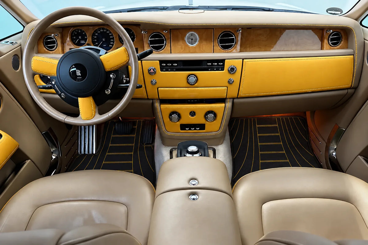 Customizable Leather Floor Mats with AW17 Pattern for Rolls Royce Phantom Sedan (2003-2016) inside the vehicle