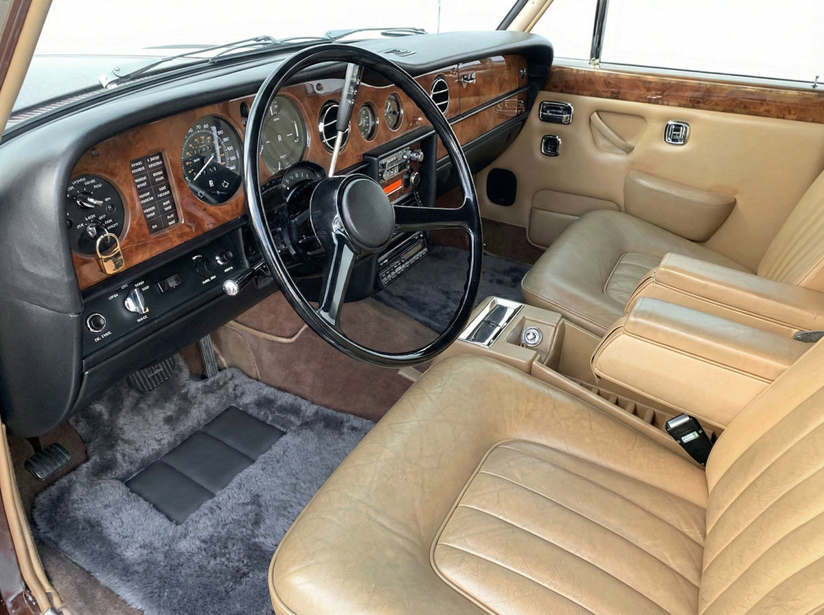 Interior look of floor mats for Dark Gray Sheepskin Floor Mats For Rolls Royce Shadow 1965-1977 Er56 Design Brand