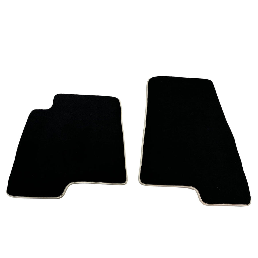 Black Floor Mats For Mitsubishi Pajero III (2000-2004) - AutoWin