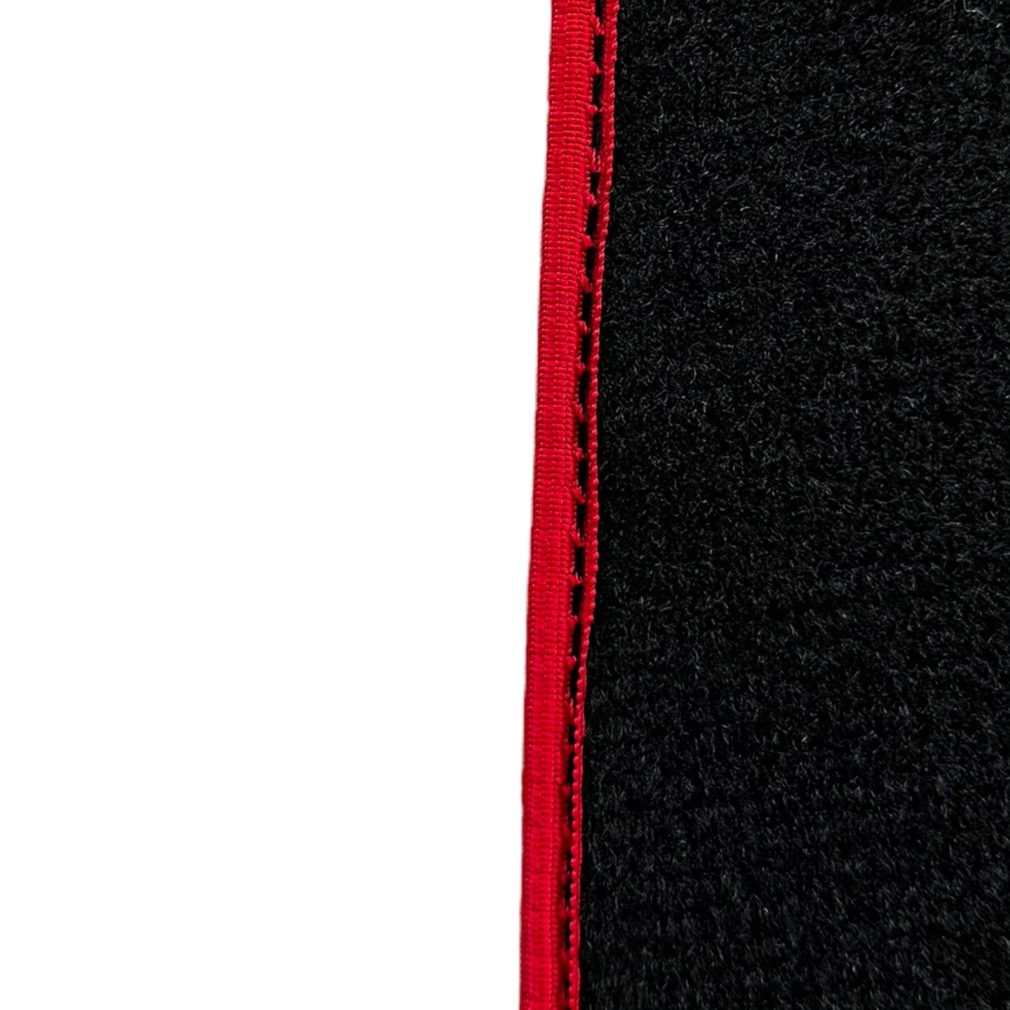Floor Mats for Toyota Land Cruiser 100 (1998-2007) - AutoWin