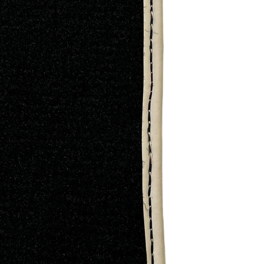 Black Floor Mats For Mercedes-Benz C-Class W204 (2007-2014) - AutoWin