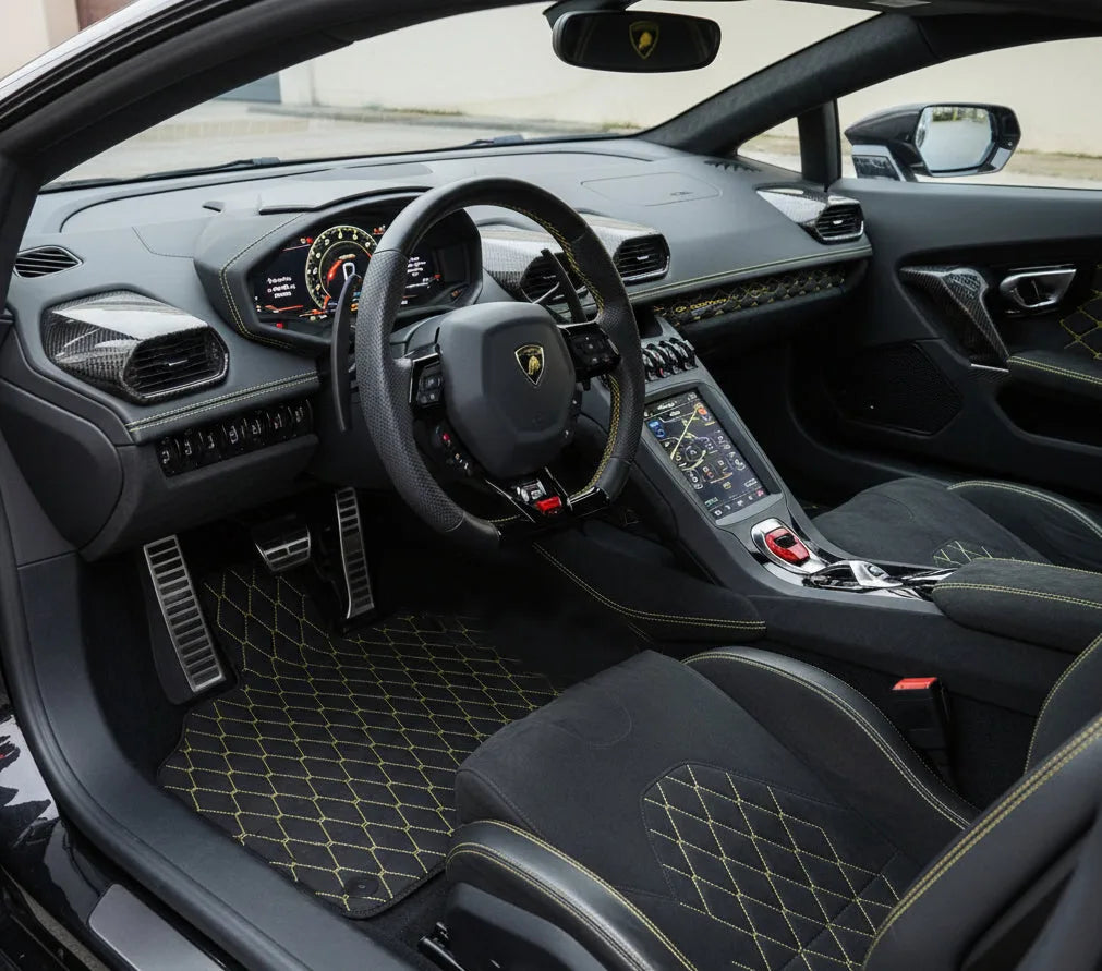 Interior look of floor mats for Lamborghini Huracan Perfomante (2017-2019)