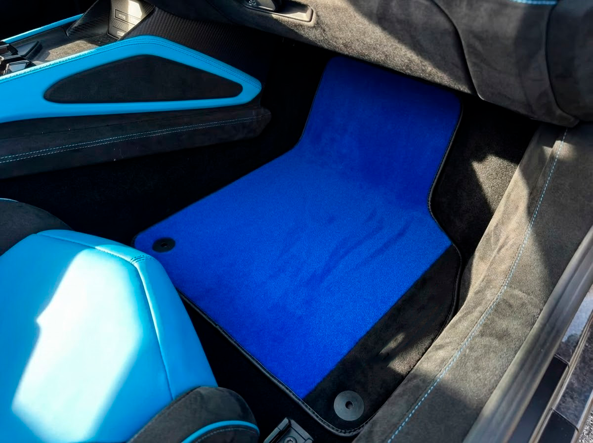 Interior look of floor mats for Lamborghini Aventador With Alcantara Leather