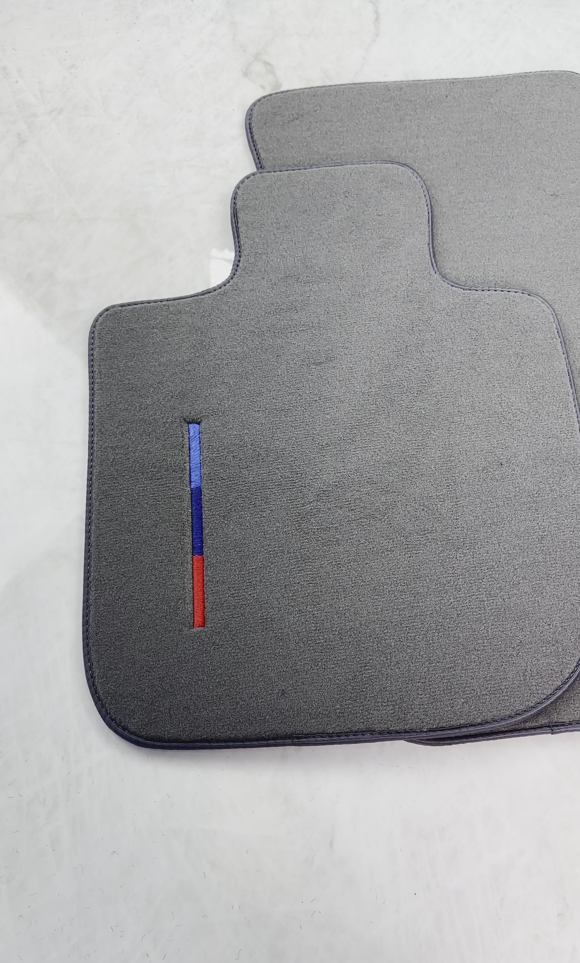 Grey Floor Mats For BMW Z4 Series G29 With M Package - AutoWin.EU