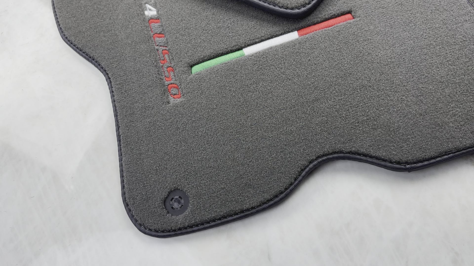 Gray Floor Mats For Ferrari GTC4 Lusso (2016-2023) Italian Edition - AutoWin
