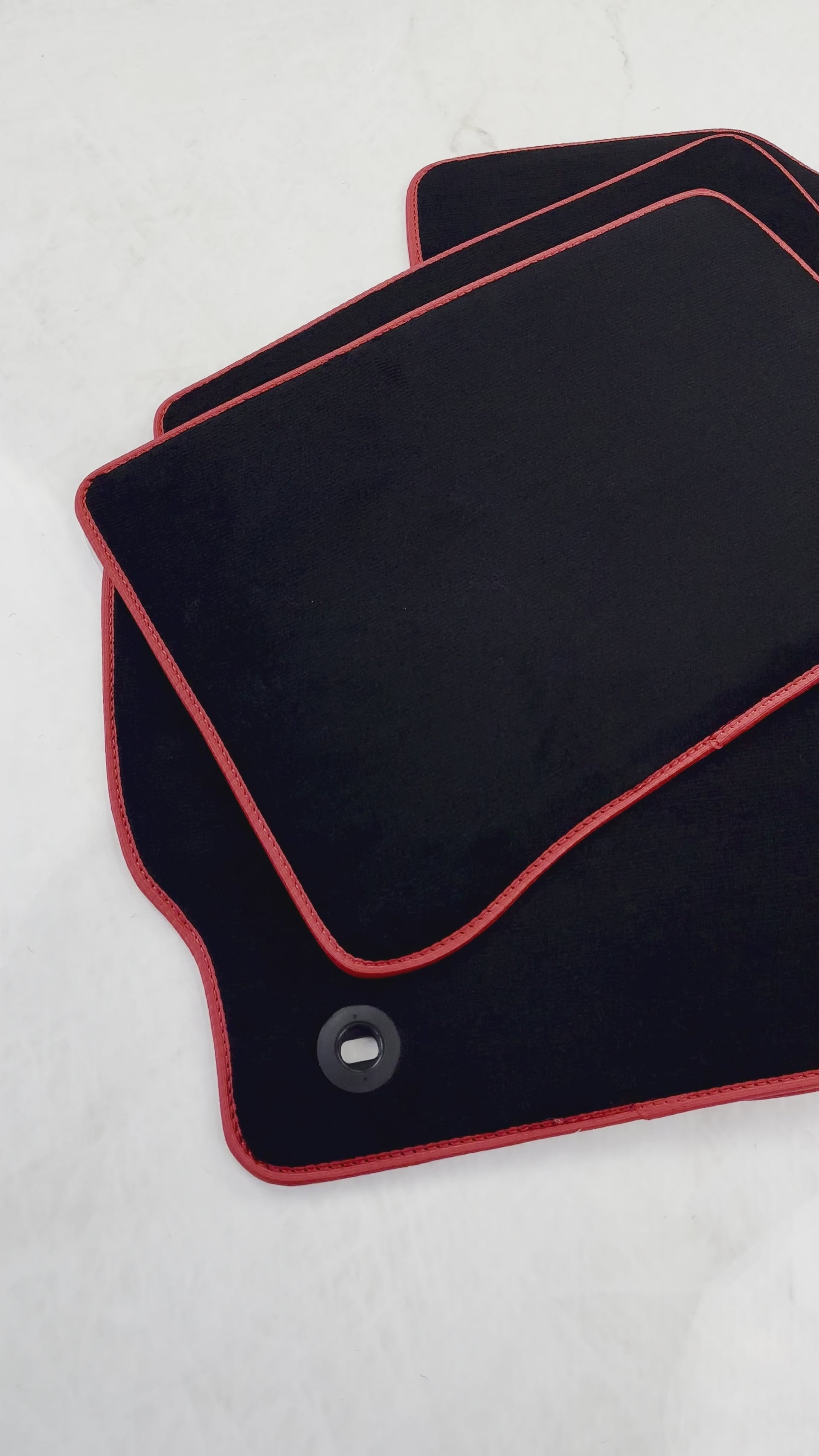 Black Floor Mats for Toyota Prius (2012-2016) - AutoWin