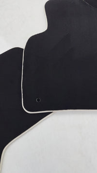 Floor Mats for Toyota Land Cruiser 100 (1998-2007) | Beige Trim