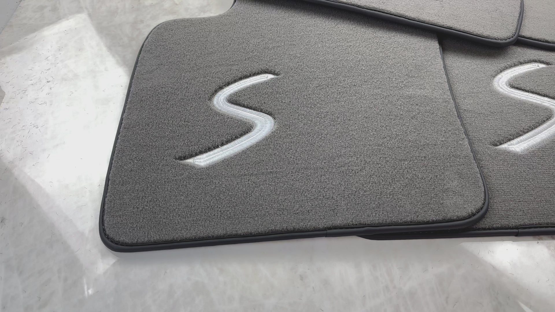 Grey Floor Mats for Mini Clubman R55 (2007-2015) - AutoWin