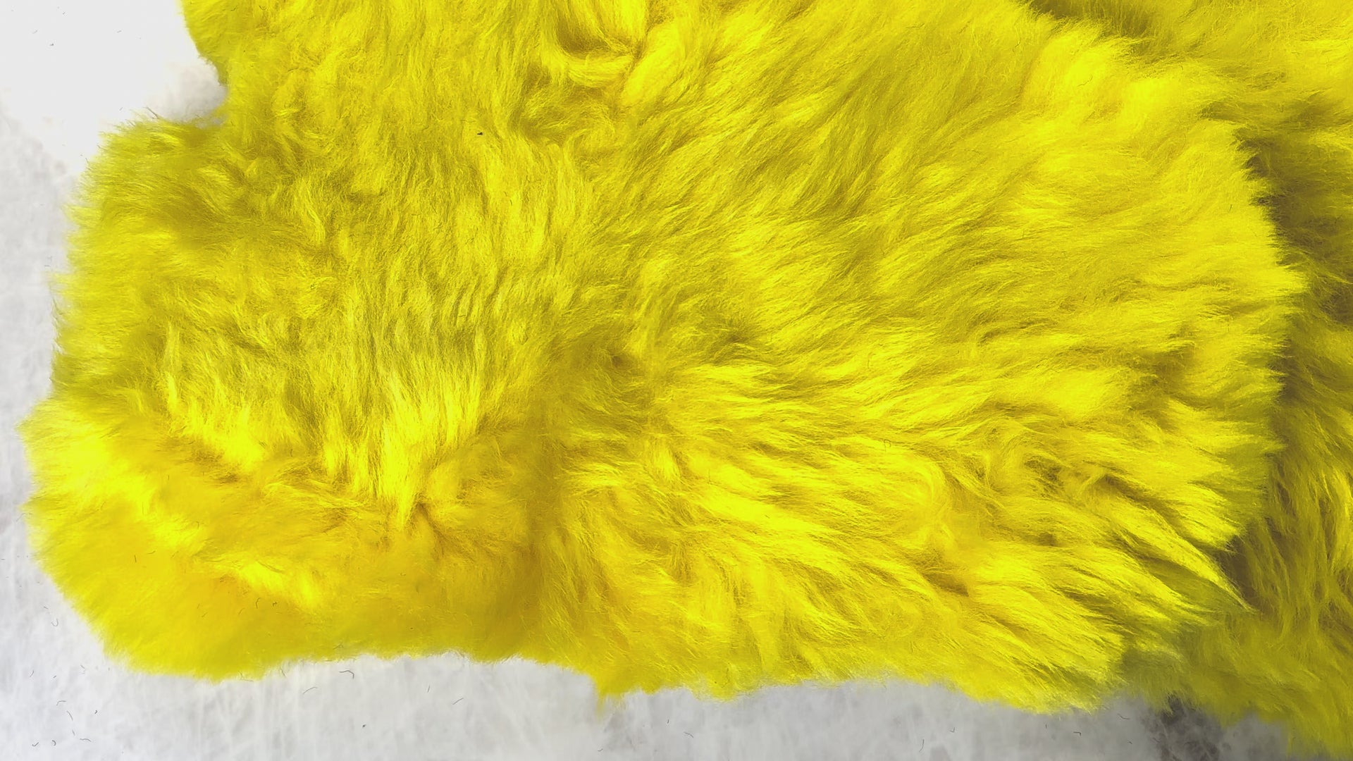Yellow Sheepskin Floor Mats for Rolls Royce Cullinan Rr31 (2018-2025) ER56 Design Brand - ER56 Design