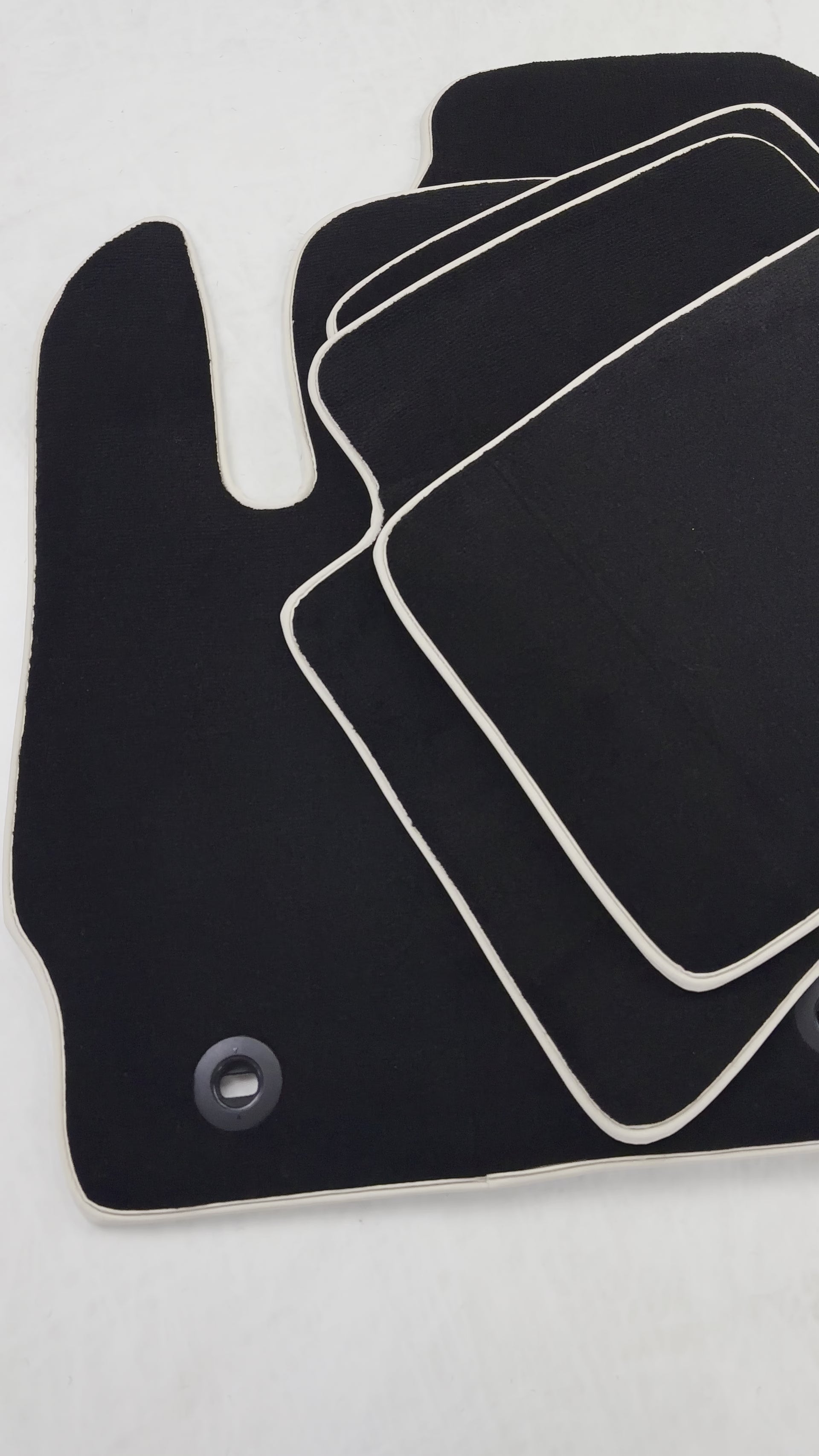 Black Floor Mats For Toyota Corolla CR1 (2019) - AutoWin