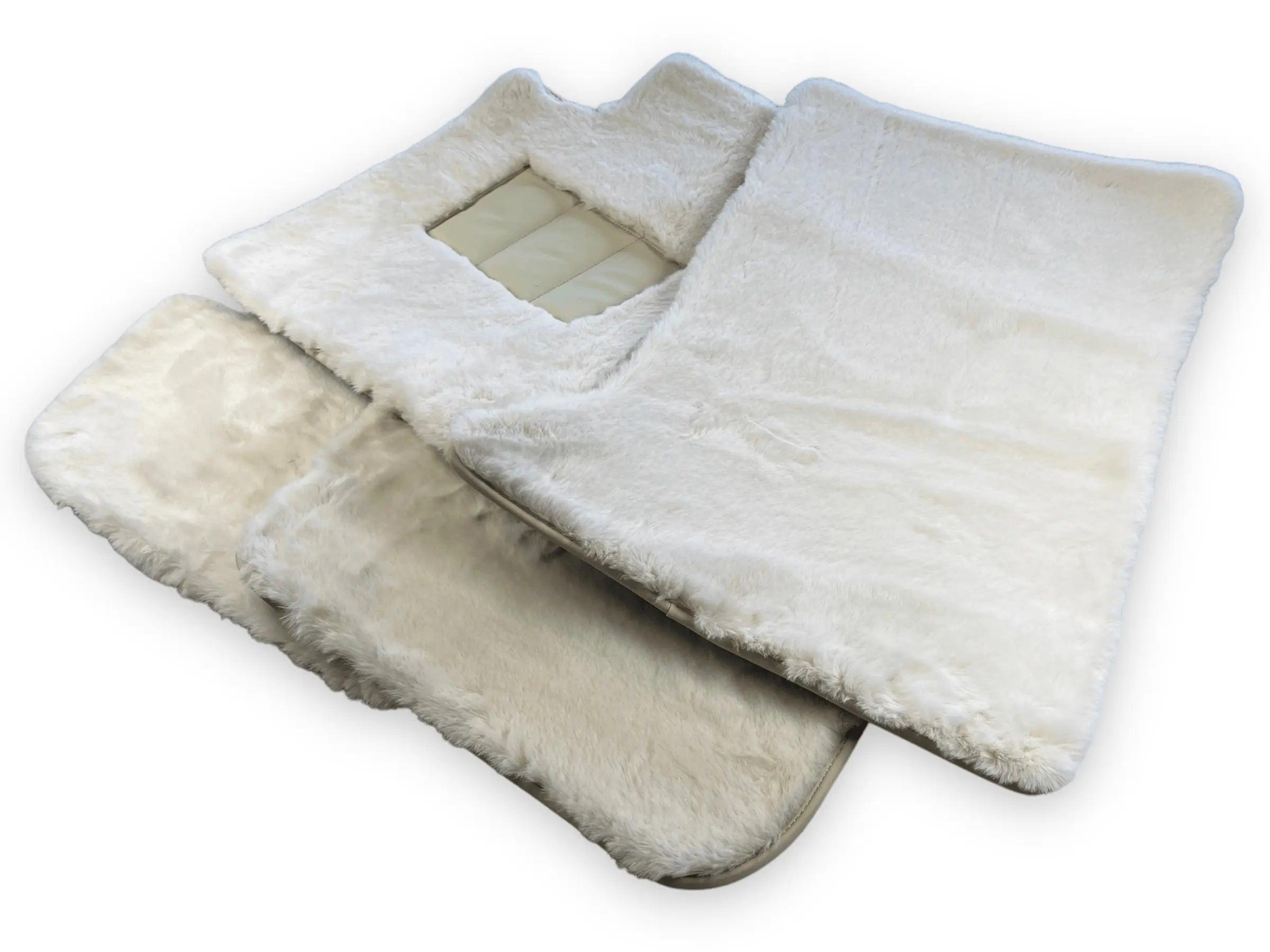 White Sheepskin Floor Mats For Bentley Bentayga Er56 Design Brand - AutoWin