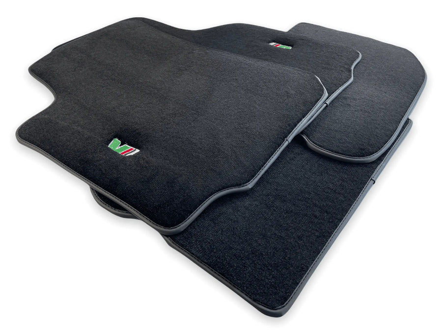Floor Mats For Skoda Superb III 2015-2022 - AutoWin