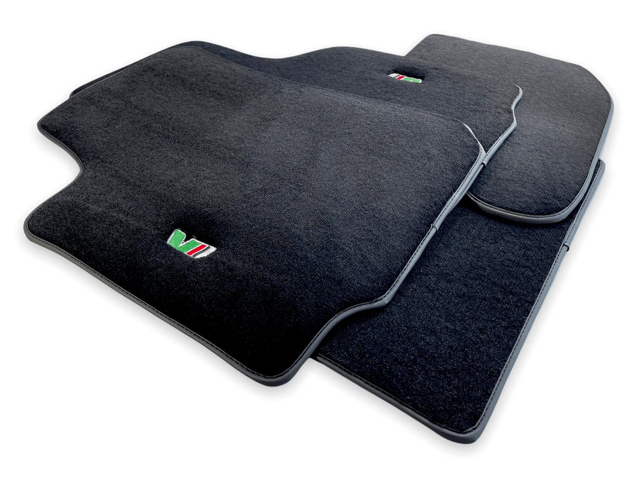 Floor Mats For Skoda Superb III 2015-2022 - AutoWin
