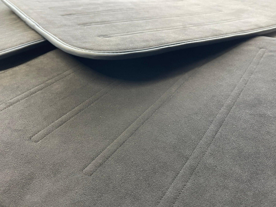 Alcantara Floor Mats For Rolls Royce Black Badge Dawn - AutoWin