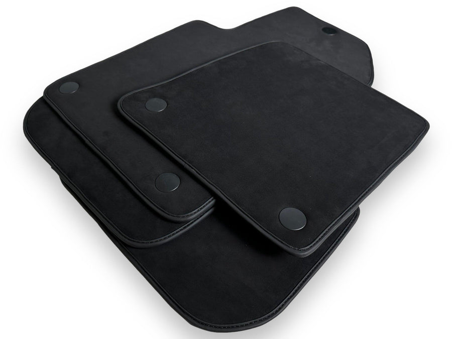 Black Alcantara Floor Mats For Ferrari 612 Scaglietti 2005-2011 ER56 Design - AutoWin