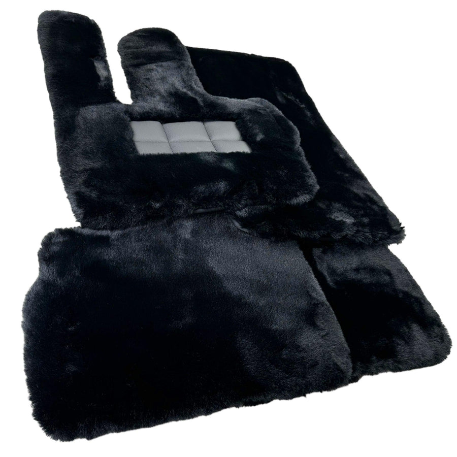 Black Sheepskin Floor Mats For Mercedes Benz E-Class A207 Convertible (2010-2013) | ER56 Design - AutoWin