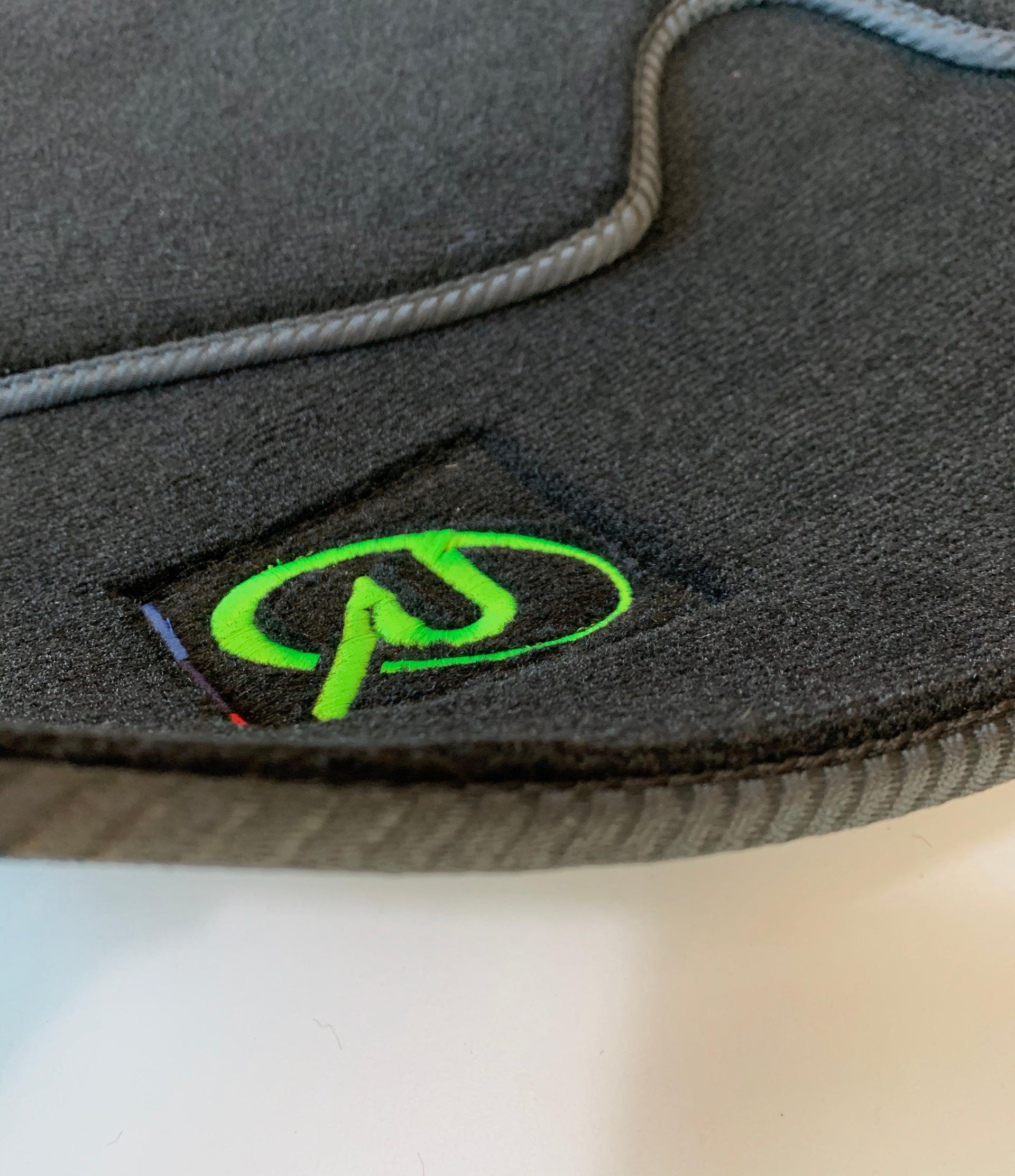 Floor Mats For BMW M3 E46 Tailored Set Perfect Fit - AutoWin