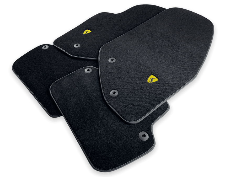 Floor Mats For Volvo 940 (1991-1998) - AutoWin