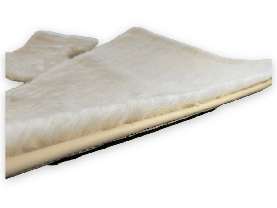 White Sheepskin Floor Mats For Rolls Royce Cullinan Rr31 2018-2023 Er56 Design Brand - AutoWin